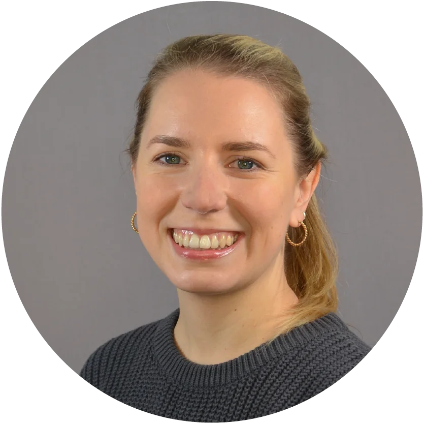 Carolina Zvonarich, BA